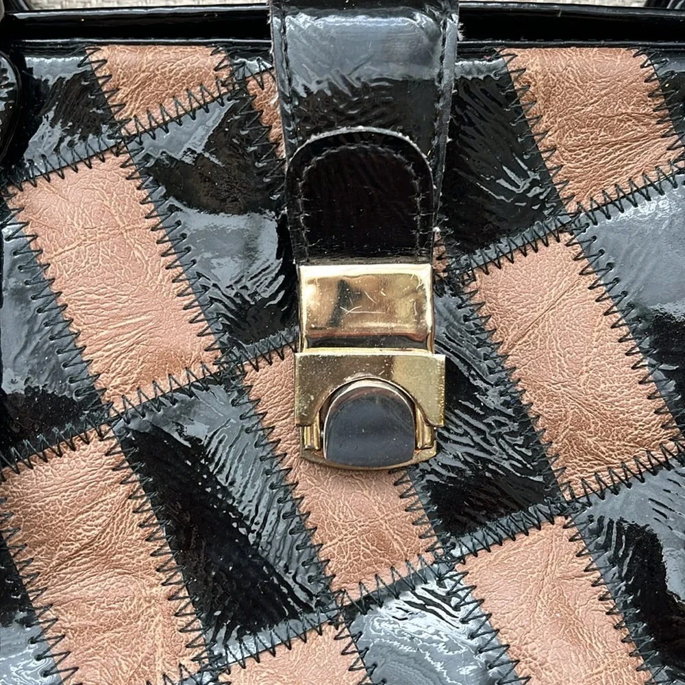 Vintage Black patent and brown patterned handbag in great condition